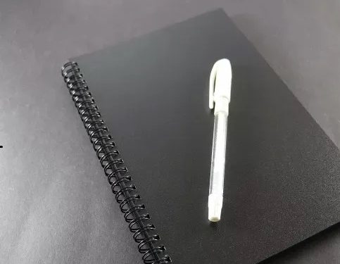 BUKU HITAM – Komite Pemantau dan Pemberdayaan Parlemen Indonesia (KP3-I)