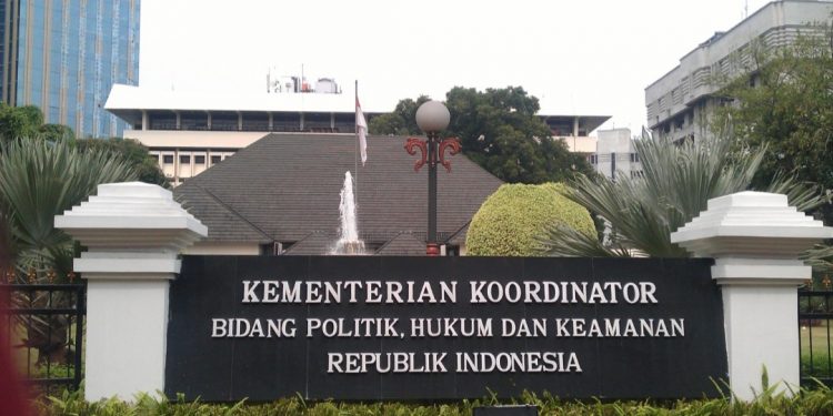 Lembaga Menko Polhukam, Jadi alat Penggiringan Opini